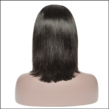 Load image into Gallery viewer, Straight 13*4 Lace Bob Wig
